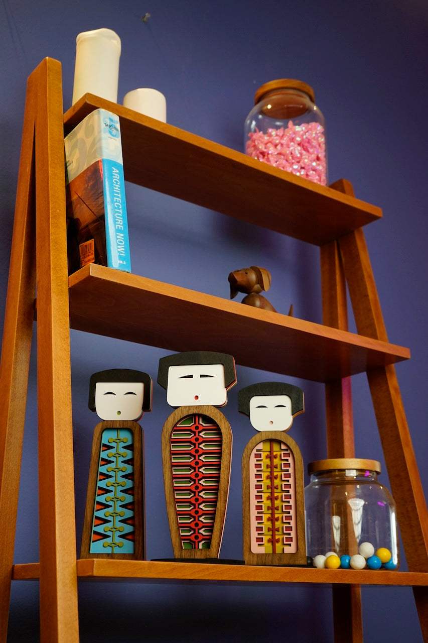 Kokeshi #3 - Figurine - Œuvre d'art originale de Tzachi Nevo